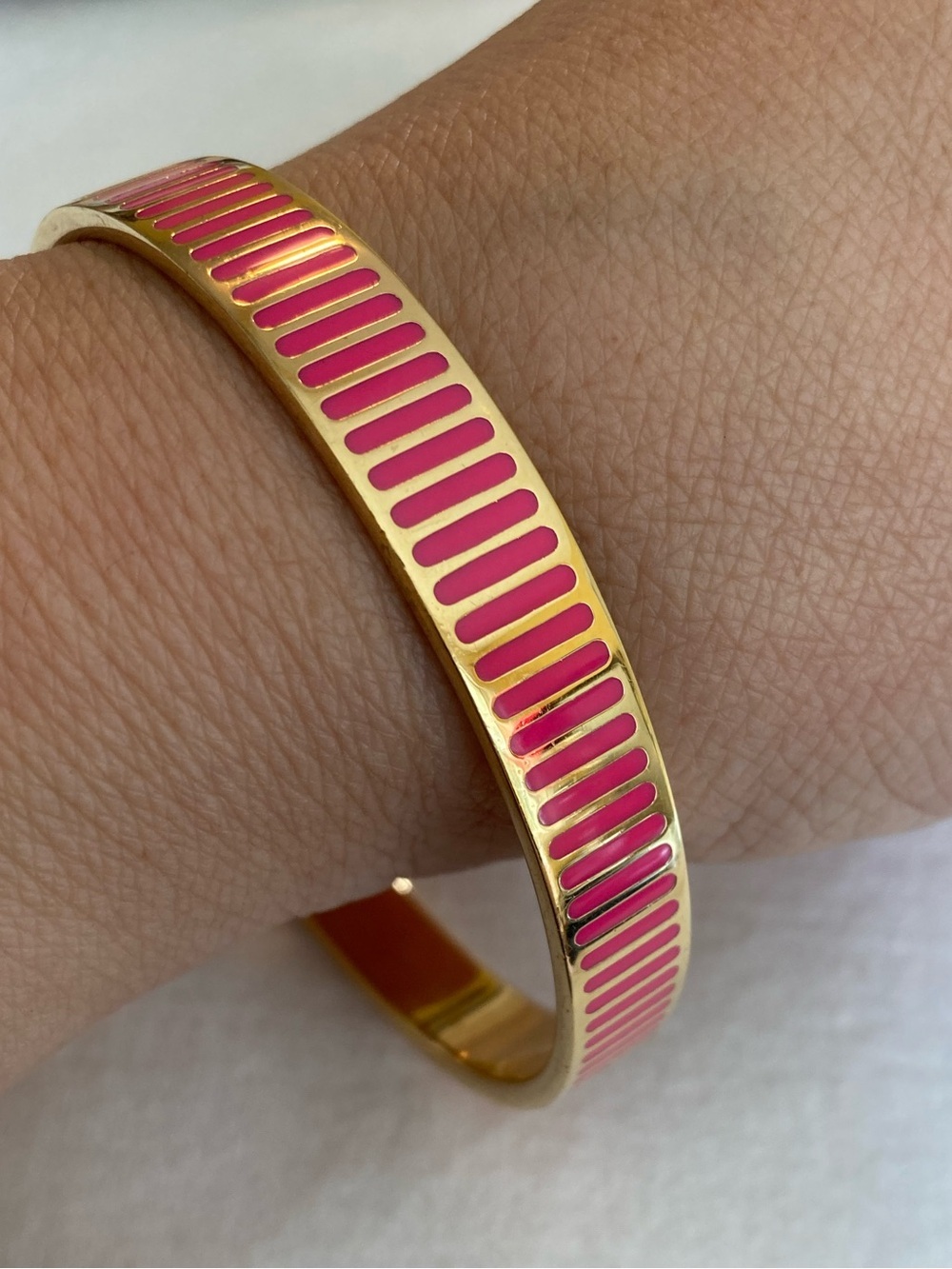 Kate Spade NY Come Full Circle Pink Enameled Gold Tone Bangle Bracelet